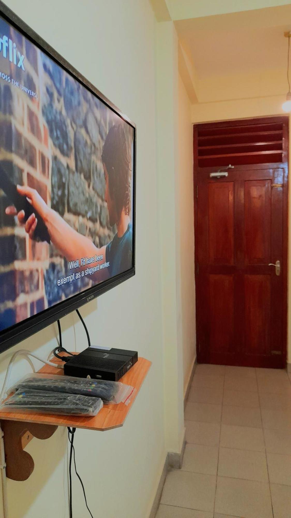 Madara Hotel Horana Bagian luar foto
