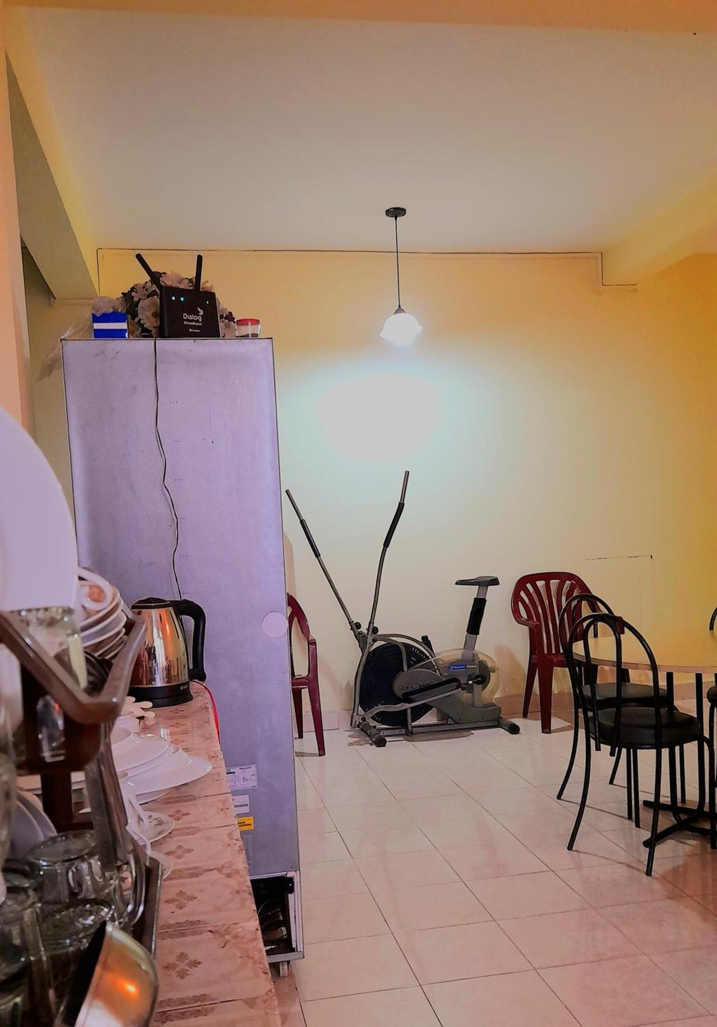 Madara Hotel Horana Bagian luar foto